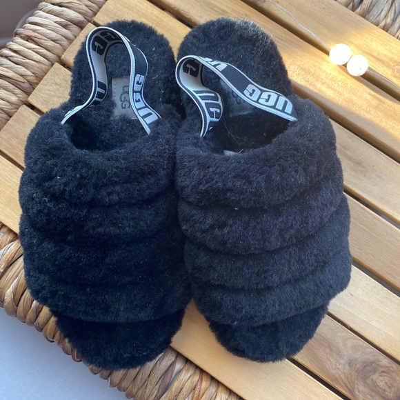 Ugg Slippers - Picture 4 of 4
